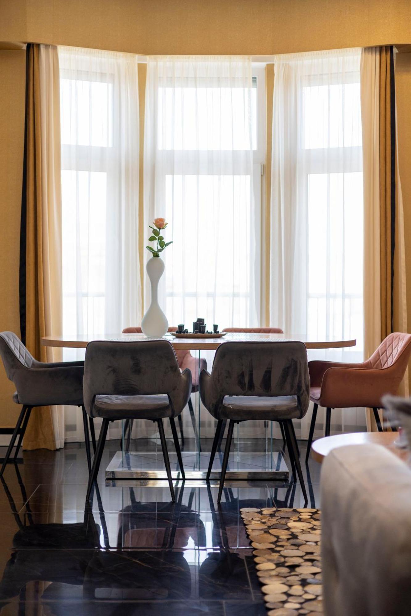 Luxury Royal Central Apartment By Prestige Homes Budapest Eksteriør billede