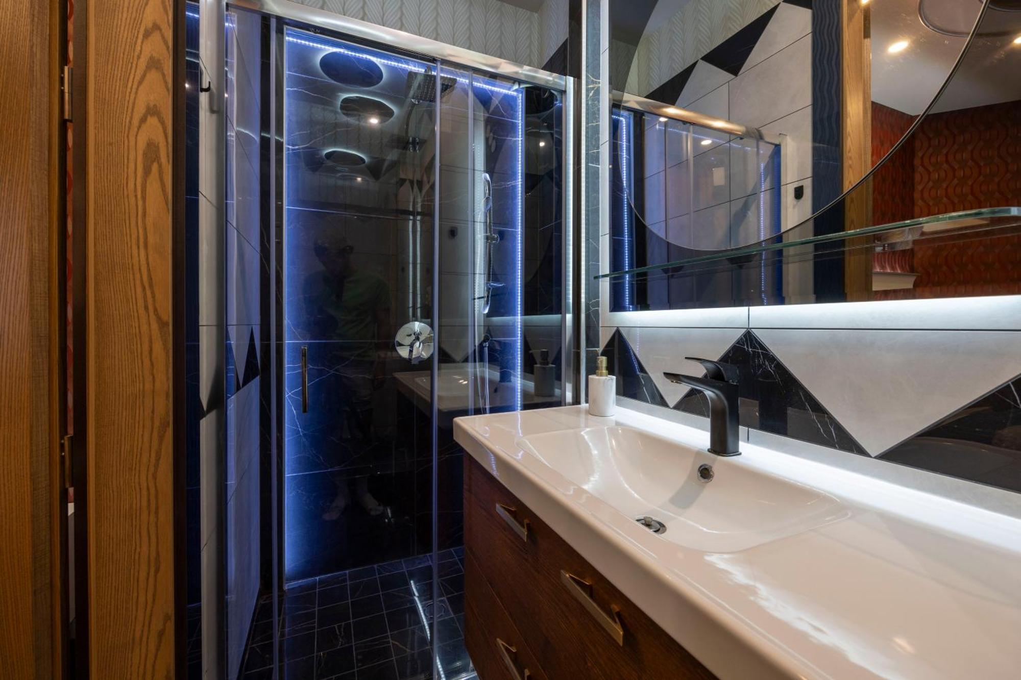 Luxury Royal Central Apartment By Prestige Homes Budapest Eksteriør billede