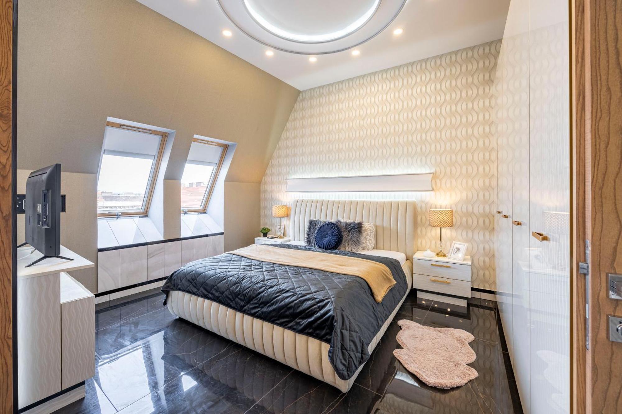 Luxury Royal Central Apartment By Prestige Homes Budapest Eksteriør billede